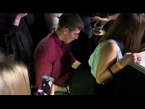 ❤️ Իսկական սեքս ռուսական գիշերային ակումբում. 18-ամյա ռուս աղջիկն անուսի և հեշտոցի մեջ ծծվել է գիշերային ակումբում ❌ Պոռնովիդեո hy.pornoxlxx.ru%-ով ❌️